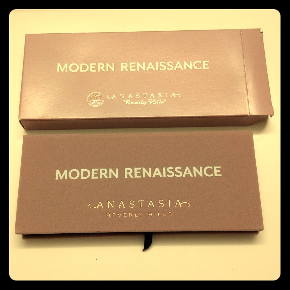 Modern Renaissance eyeshadow palette